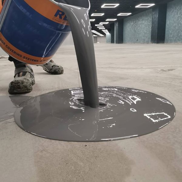 Фото Эпоксидная глянцевая краска 1 кг Epoxy Paint 180 REAL для промышленных полов, металла и бетона