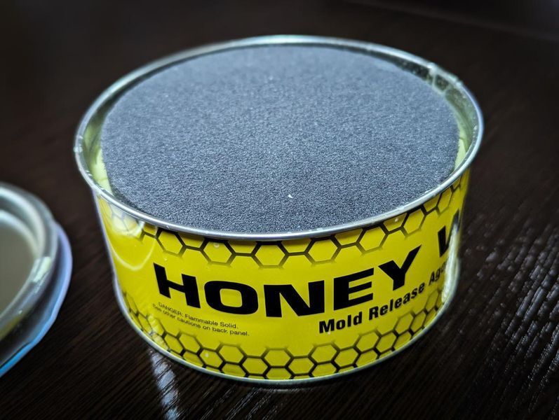 Фото Разделительная паста Honey Wax для форм из стеклопластика, воск для матриц 14 oz