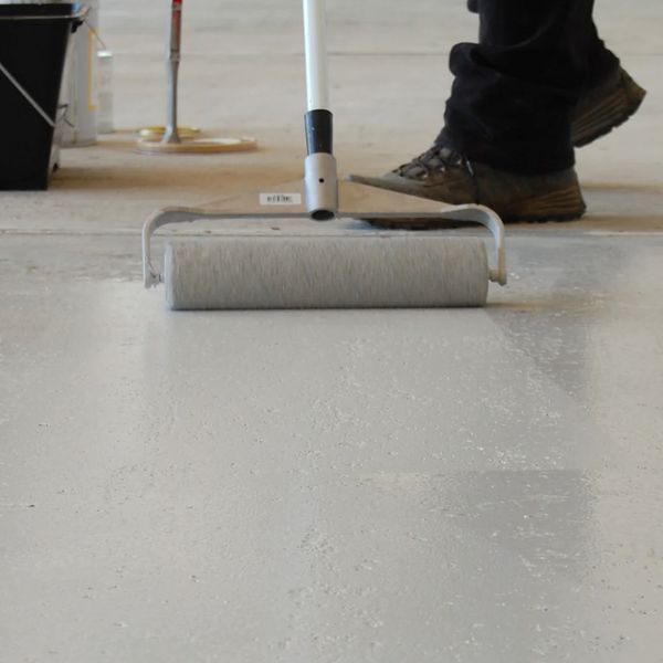 Матовая полиуретановая краска 1 кг REAL PU 216 для бетона, дерева и эпоксидных покрытий