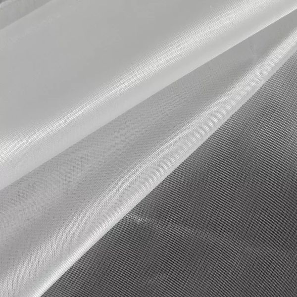 Стеклоткань TWF 1080 48 г/м², ширина 127 см – тонкая стеклопластиковая ткань Plain Weave для ламинирования фото Фото Стеклоткань TWF 1080 48 г/м², ширина 127 см – тонкая стеклопластиковая ткань Plain Weave для ламинирования