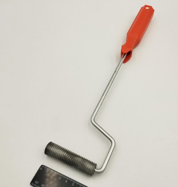 Валик с канавками для смолы эпоксидной и полиэфирной 70×20 мм Steel Bolt Roller фото Фото Валик с канавками для смолы эпоксидной и полиэфирной 70×20 мм Steel Bolt Roller